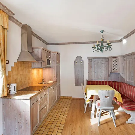 Casa Li Roina N 48 *